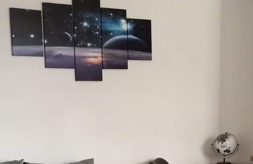 Warrington House | One Bed Appartment, Living Room and Kichen-Entire