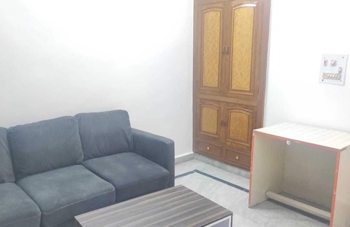 South West House | One bed room set in the main market area of sector 7 dwarka new delhi