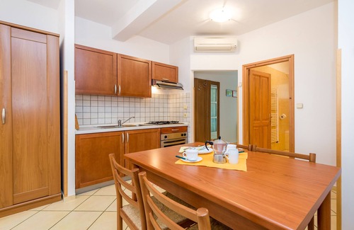 Obrs Apartment | One bedroom apartment with terrace and sea view Mošćenička Draga, Opatija (A-7766-e)
