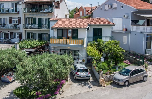 Biograd na Moru Apartment | One bedroom apartment with terrace and sea view Biograd na Moru, Biograd (A-12829-a)