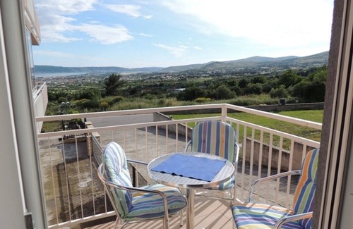 Kastel Stari Apartment | One bedroom apartment with balcony and sea view Kaštel Stari, Kaštela (A-12104-a)