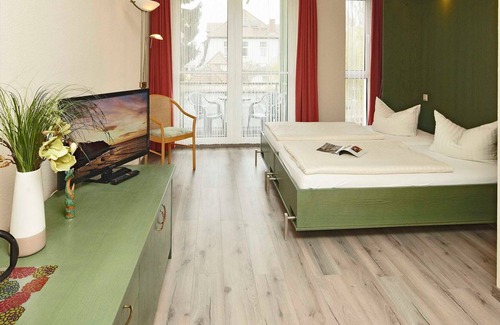 Seebad Bansin Resort | One-Bedroom Apartment - Aparthotel Tropenhaus Bansin