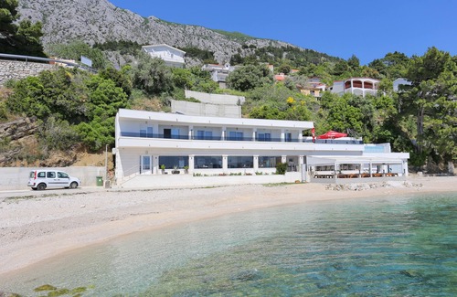 Zivogosce Apartment | One bedroom apartment near beach Živogošće - Porat, Makarska (A-18150-b)
