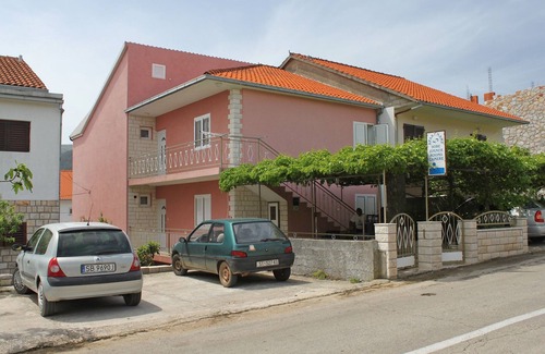 Stari Grad Apartment | One bedroom apartment with terrace Stari Grad, Hvar (A-8726-b)