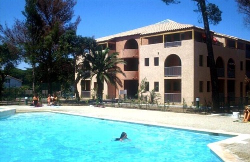 Saint-Aygulf Apartment | one bedroom apartment for rent with pool in the residence near the beach