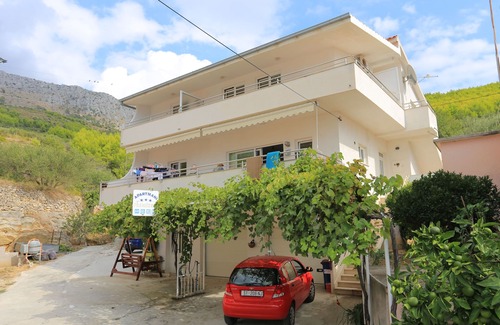 Jesenice Apartment | One bedroom apartment with terrace and sea view Sumpetar, Omiš (A-11798-c)