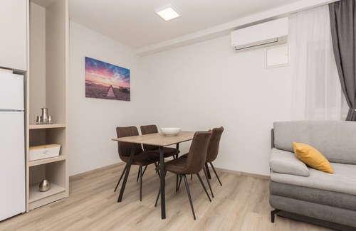 Donja luka Apartment | One bedroom apartment with terrace Makarska (A-19134-e)