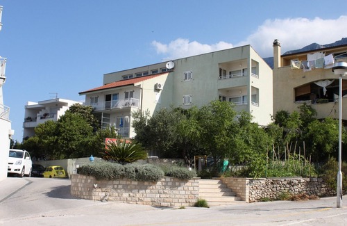 Ratac Apartment | One bedroom apartment with terrace and sea view Makarska (A-6839-a)