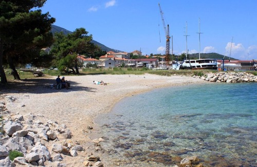 Nerezine Apartment | One bedroom apartment with air-conditioning Nerezine, Lošinj (A-330-a)