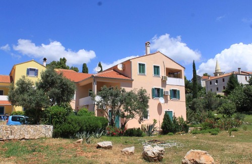 Mali Losinj Apartment | One bedroom apartment with terrace and sea view Sveti Jakov, Lošinj (A-8011-a)