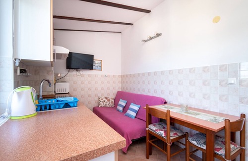 Veli Rat Apartment | One bedroom apartment near beach Veli Rat, Dugi otok (A-438-c)