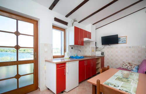Veli Rat Apartment | One bedroom apartment near beach Veli Rat, Dugi otok (A-438-c)