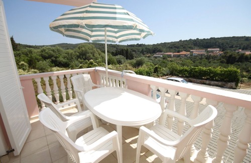 Soline Apartment | One bedroom apartment with terrace and sea view Cove Soline, Dugi otok (A-448-c)