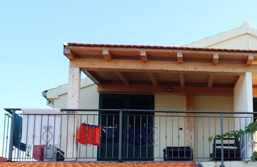 Vinisce Apartment | One bedroom apartment with terrace and sea view Cove Ljubljeva, Trogir (A-18371-a)