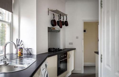 Bryanston and Dorset Square Apartment | One Bedroom Apartment in Marylebone