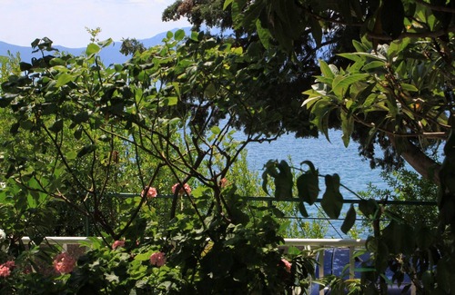 Brist Apartment | One bedroom apartment near beach Brist, Makarska (A-505-b)