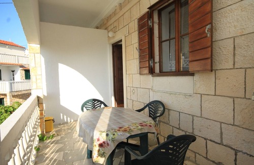 Rukavac Apartment | One bedroom apartment near beach Rukavac, Vis (A-1154-b)