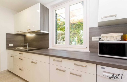 Portoroz Apartment | One Bedroom Apartment with Terrace Kolenc 1 Portoroz