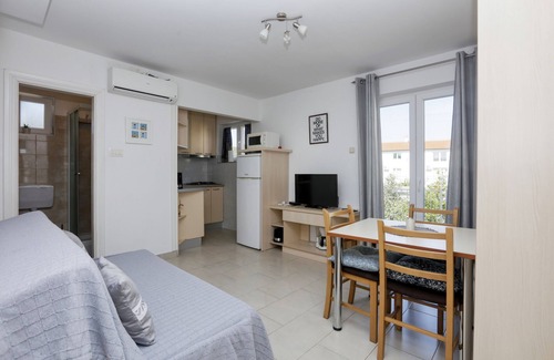 Jezera Apartment | One bedroom apartment with terrace Jezera, Murter (A-19056-a)