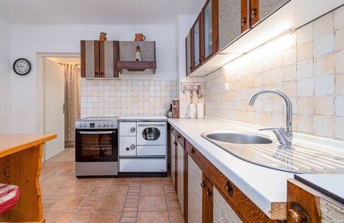 Prezid Apartment | One bedroom apartment with terrace Prezid, Gorski kotar (A-20260-b)