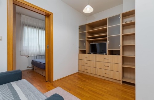 Zagreb Apartment | One bedroom apartment with balcony Zagreb (A-22137-a)