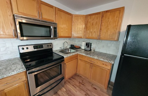Paradise Valley Village Apartment | One Bedroom Apartment with Private Entrance