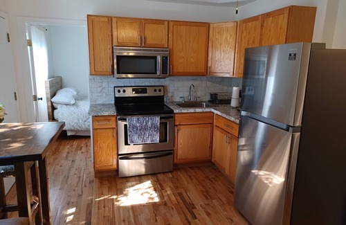 Paradise Valley Village Apartment | One Bedroom Apartment with Private Entrance