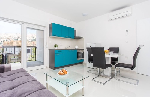 Baska Apartment | One bedroom apartment with terrace Baška, Krk (A-18808-b)