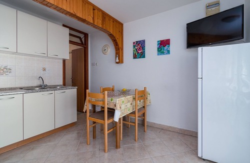 Baska Apartment | One bedroom apartment with terrace and sea view Baška, Krk (A-20125-a)