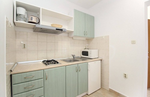 Jurandvor Apartment | One bedroom apartment with terrace Jurandvor, Krk (A-24141-b)