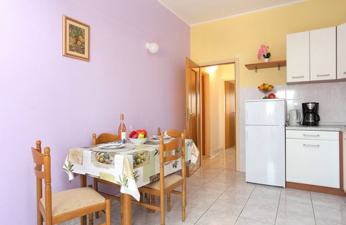Marina Apartment | One bedroom apartment with balcony and sea view Marina, Trogir (A-5953-c)