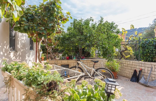 Marina Apartment | One bedroom apartment with air-conditioning Marina, Trogir (A-5953-d)