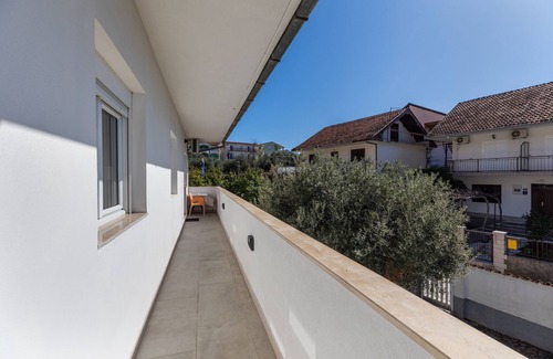 Gradac Apartment | One bedroom apartment with balcony Podaca, Makarska (A-6050-e)