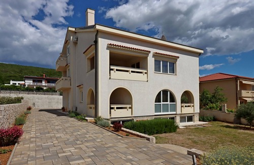 Punat Apartment | One bedroom apartment with terrace Punat, Krk (A-20553-b)