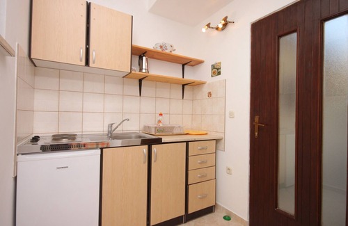 Pomer Apartment | One bedroom apartment with terrace Pomer, Medulin (A-7294-a)