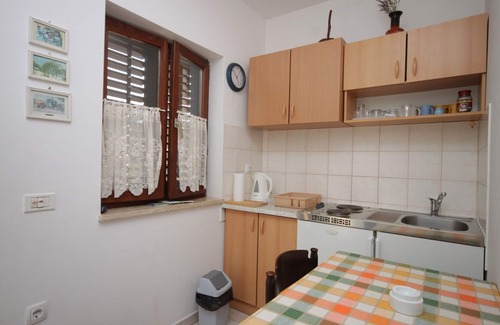 Pomer Apartment | One bedroom apartment with terrace Pomer, Medulin (A-7294-b)