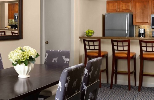 Vail Condo | One bedroom at Marriott's StreamSide Douglas at Vail, Book now!