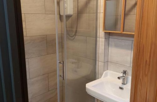 Harehills Apartment | One bedroom basement flat