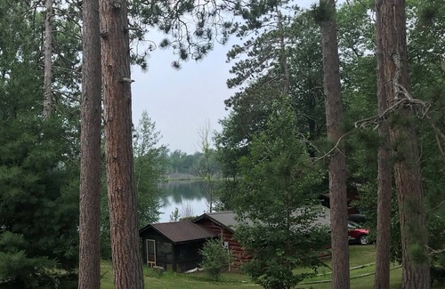 Iron River Cabin | One-bedroom cabin - Owner of Delta Lodge for 32 years