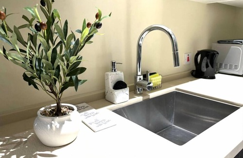 Saint Andrew Apartment | One Bedroom City Apartment with Pool