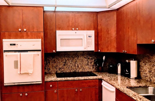 Hollywood South Central Beach Apartment | One bedroom condo in the beachfront resort. Special pricing!