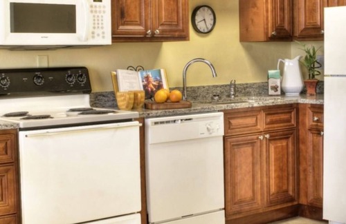 Ormond Beach Condo | One Bedroom Condo, Tropic Sun Towers 1851316