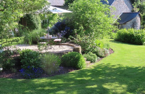 Chantrigne Cottage | One Bedroom Converted Bread Oven - Perfect for two, read our guest reviews!