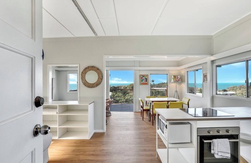 Point Lookout House | One bedroom cottage - Ideal couples retreat