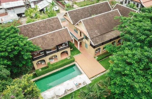 Luang Prabang Villa | One Bedroom Deluxe River View Villa (C)