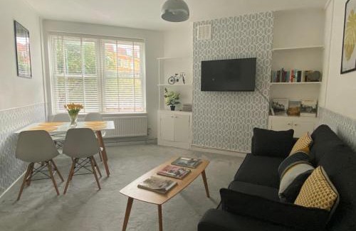 Town Apartment | ONE BEDROOM FLAT IN FULHAM