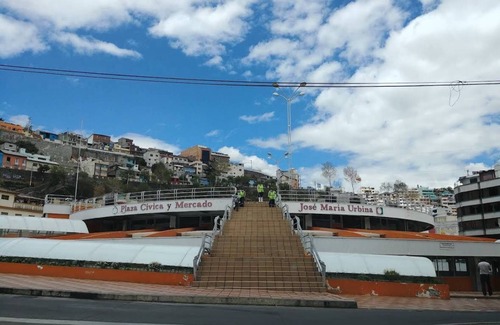 Ambato Apartment | One-bedroom French style apartment in downtown Ambato