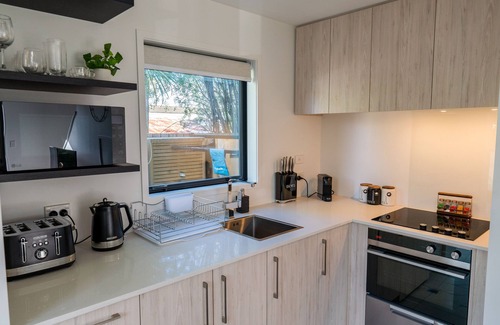 Christchurch House | One bedroom house next to Hagley Park