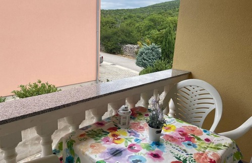 Novi Vinodolski Apartment | One bedroom apartment with terrace Smokvica Krmpotska, Novi Vinodolski (A-24410-a)