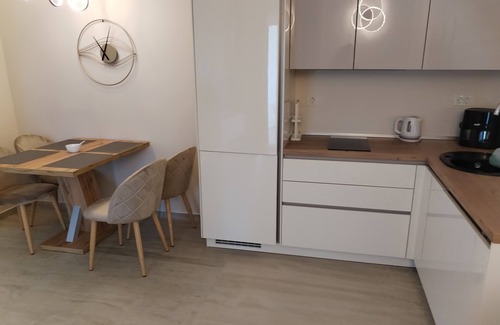 Turanj Apartment | One bedroom apartment with balcony and sea view Turanj, Biograd (A-6177-b)
